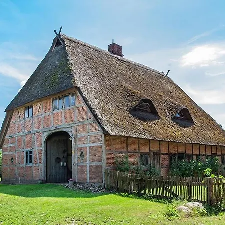 Reetscheune Kruezen Kruzen Esterno foto